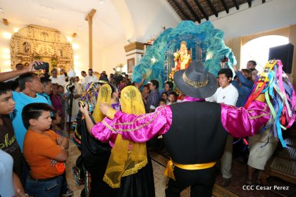 Cardenal Brenes oficia Misa en honor a Santa Ana