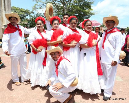 Cardenal Brenes oficia Misa en honor a Santa Ana