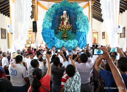Cardenal Brenes oficia Misa en honor a Santa Ana