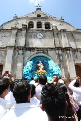 Cardenal Brenes oficia Misa en honor a Santa Ana