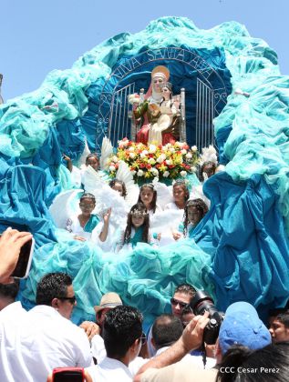 Cardenal Brenes oficia Misa en honor a Santa Ana