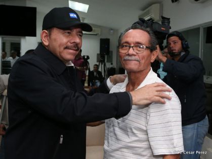 Presidente Daniel abandera a atletas nicaragüenses que participarán en Juegos Olímpicos y Paralímpicos Río 2016