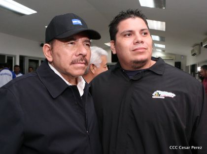 Presidente Daniel abandera a atletas nicaragüenses que participarán en Juegos Olímpicos y Paralímpicos Río 2016