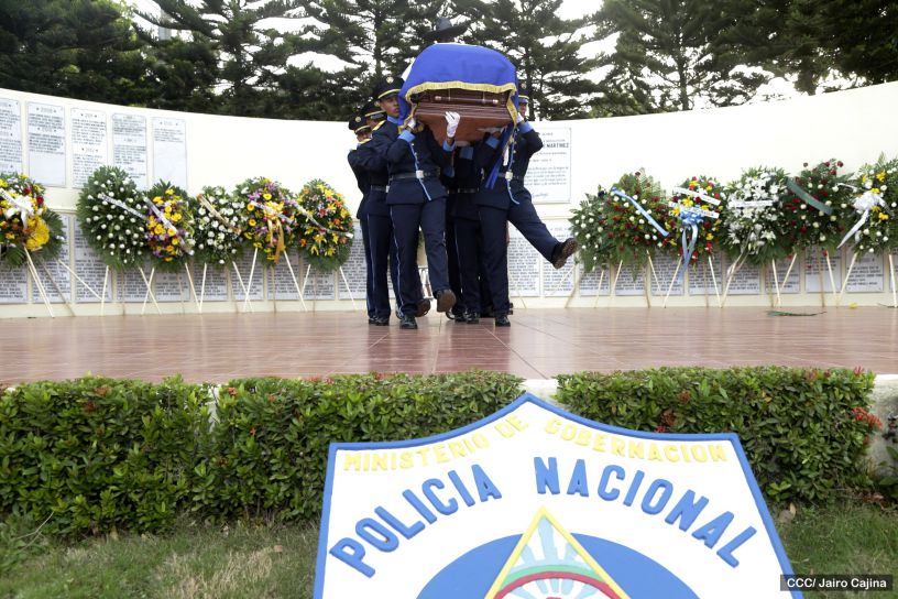 Homenaje póstumo al Comisionado General Buenaventura Miranda Fitoria