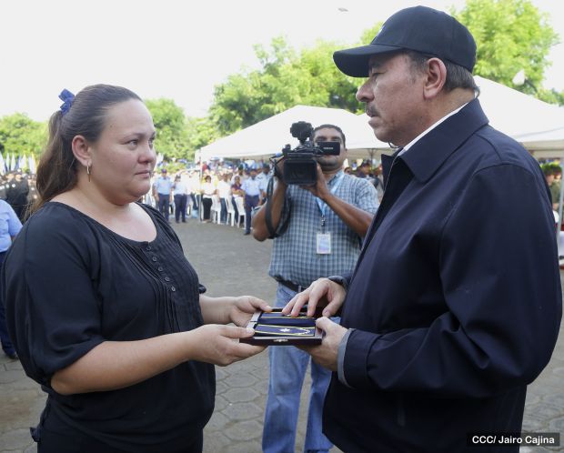 Homenaje póstumo al Comisionado General Buenaventura Miranda Fitoria