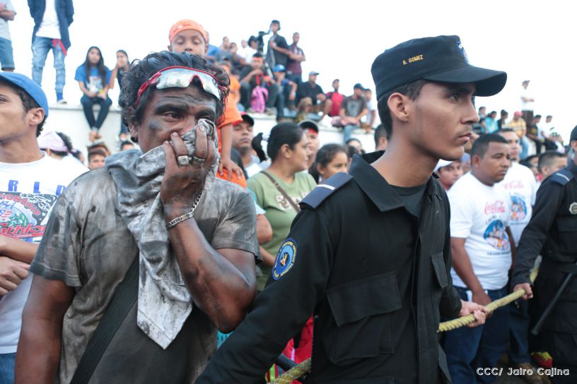 Bajada de Santo Domingo de Guzmán a Managua (1 de agosto 2016)