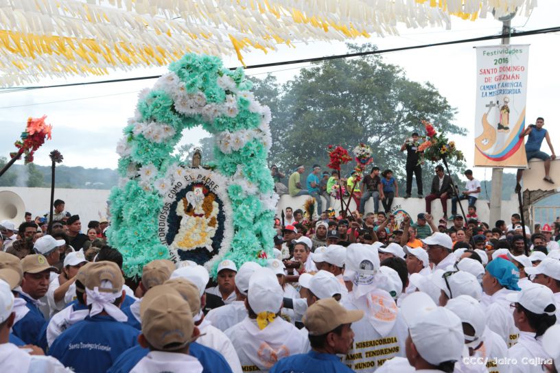 Bajada de Santo Domingo de Guzmán a Managua (1 de agosto 2016)