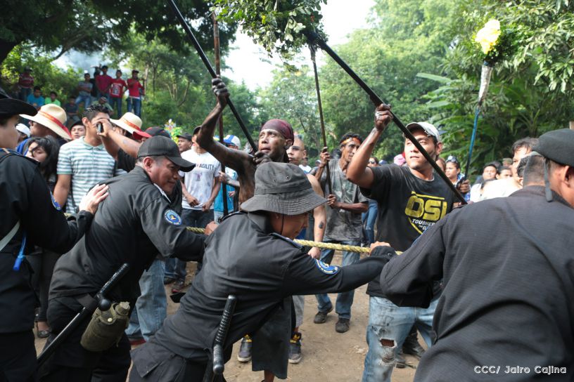 Bajada de Santo Domingo de Guzmán a Managua (1 de agosto 2016)