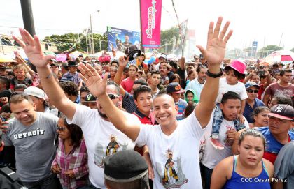 Bajada de Santo Domingo de Guzmán a Managua (1 de agosto 2016)