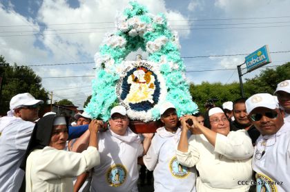 Bajada de Santo Domingo de Guzmán a Managua (1 de agosto 2016)