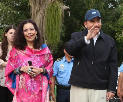 Daniel y Rosario, fórmula presidencial del Frente Sandinista y la Alianza Unida, Nicaragua Triunfa