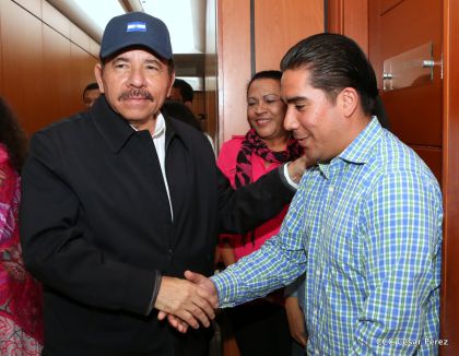 Daniel y Rosario, fórmula presidencial del Frente Sandinista y la Alianza Unida, Nicaragua Triunfa