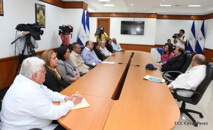 Daniel y Rosario, fórmula presidencial del Frente Sandinista y la Alianza Unida, Nicaragua Triunfa