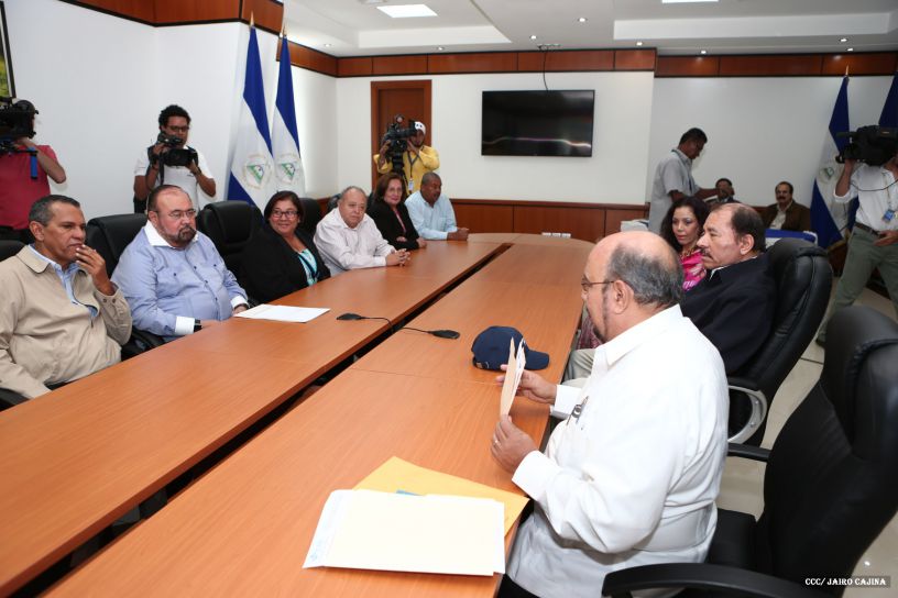 Daniel y Rosario, fórmula presidencial del Frente Sandinista y la Alianza Unida, Nicaragua Triunfa