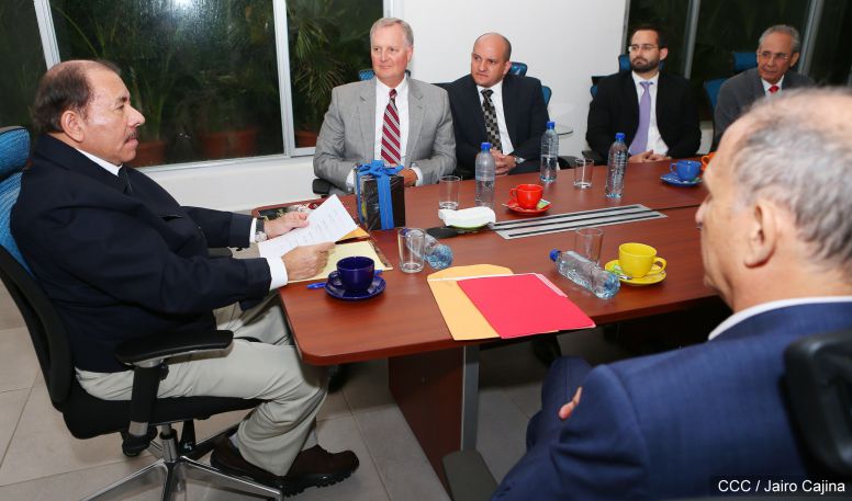 Presidente Daniel se reúne con miembros de Cargill y AMCHAM