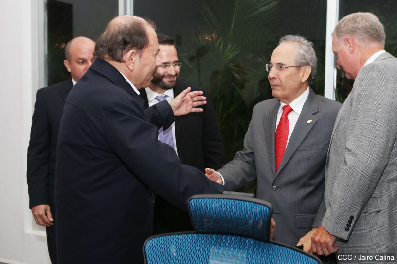 Presidente Daniel se reúne con miembros de Cargill y AMCHAM