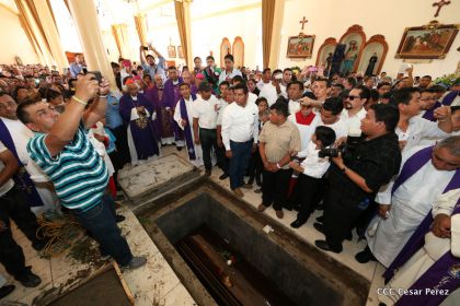 Funerales de Monseñor Leovigildo López, Obispo Emérito de la Diócesis de Granada