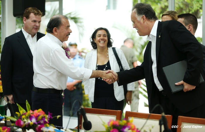 Presidente Daniel se reúne con Canciller de Canadá