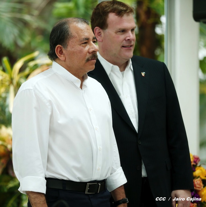 Presidente Daniel se reúne con Canciller de Canadá