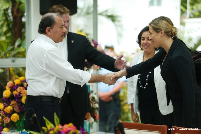 Presidente Daniel se reúne con Canciller de Canadá