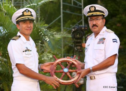 Daniel y Rosario participan del 36 Aniversario de la Fuerza Naval