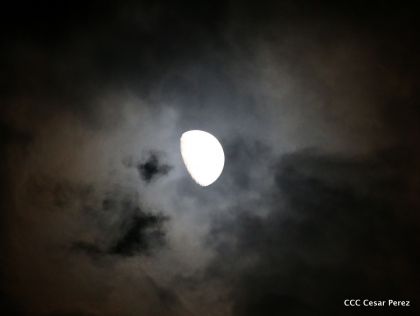 Daniel y Rosario participan del 36 Aniversario de la Fuerza Naval