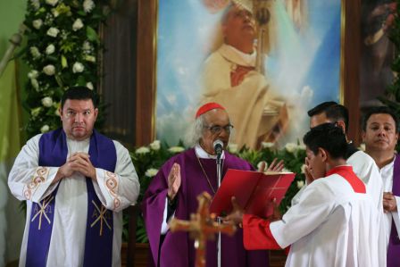 Ofician misa por el V Aniversario de la partida hacia la eternidad del padre Pupiro