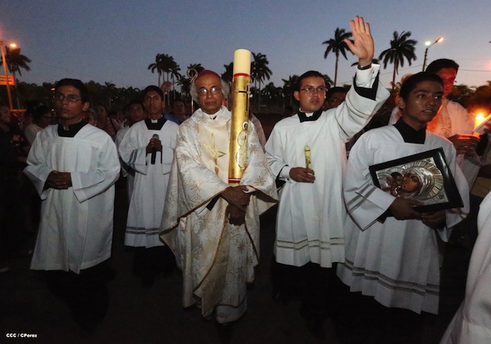 Misa Pascual en Catedral de Managua