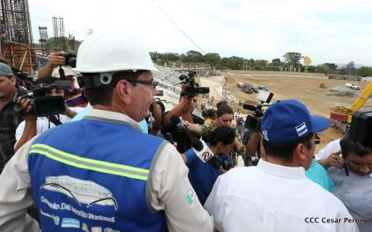 Recorrido por avances del Nuevo Estadio Nacional