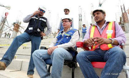 Recorrido por avances del Nuevo Estadio Nacional