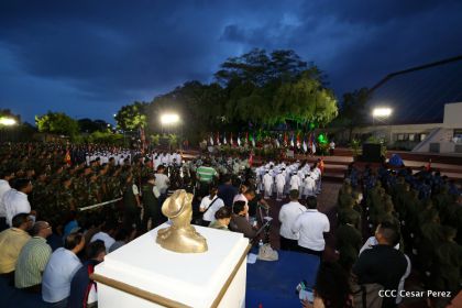 Daniel y Rosario conmemoran 49 aniversario de Pancasán y 37 aniversario del Cuerpo Médico Militar