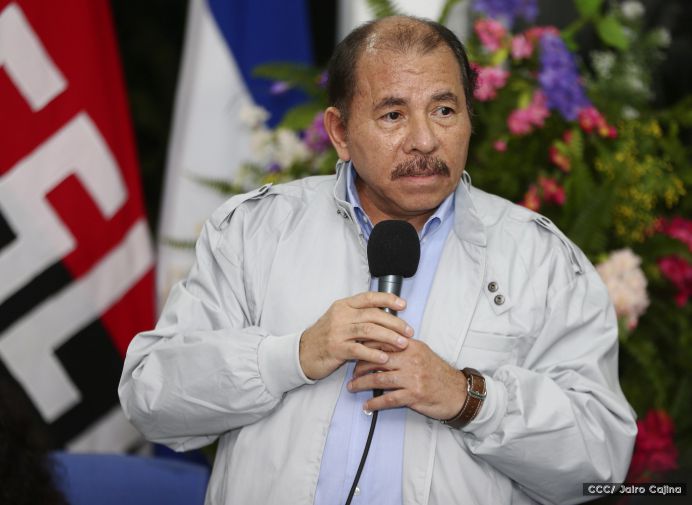 Entregan Medalla “Presidente de la República” a maestros eméritos y a los mejores maestros y estudiantes de Nicaragua