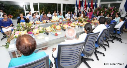 Entregan Medalla “Presidente de la República” a maestros eméritos y a los mejores maestros y estudiantes de Nicaragua