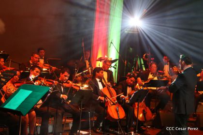 Homenaje a Juan Gabriel en el Teatro Nacional Rubén Darío