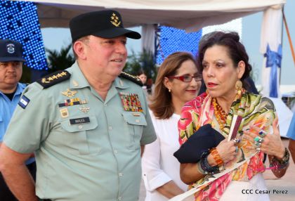 Daniel y Rosario presiden Acto del 37 Aniversario de la Policía Nacional