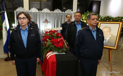 Vela de cuerpo presente del compañero René Núñez Téllez