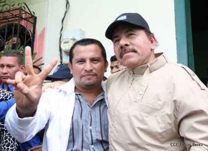 Comandante Daniel participa en honras fúnebres del compañero René Nuñez en León