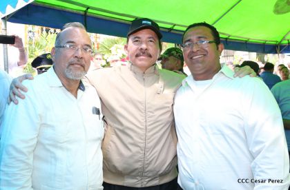 Comandante Daniel participa en honras fúnebres del compañero René Nuñez en León