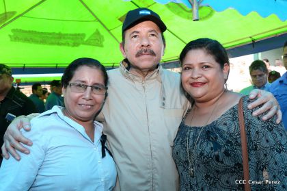 Comandante Daniel participa en honras fúnebres del compañero René Nuñez en León