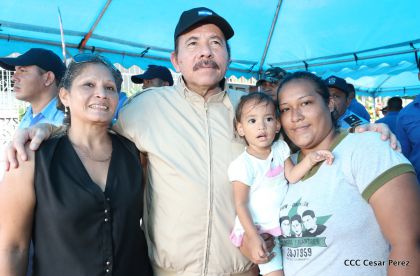 Comandante Daniel participa en honras fúnebres del compañero René Nuñez en León