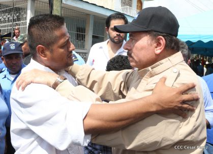 Comandante Daniel participa en honras fúnebres del compañero René Nuñez en León