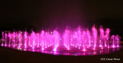 Daniel y Rosario reciben Antorcha de la Libertad y la Unidad Centroamericana