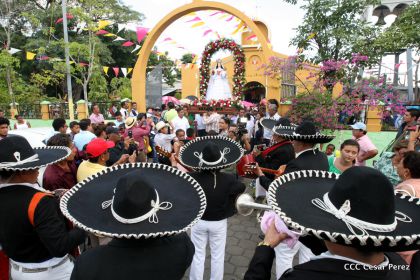 Celebran a Virgen de La Merced en Mateare
