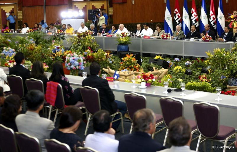 Presidente Daniel se reúne con el PARLACEN