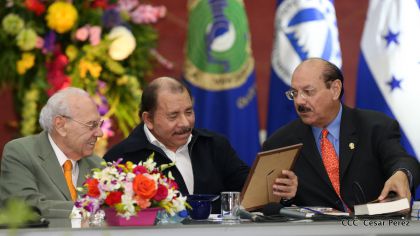 Presidente Daniel se reúne con el PARLACEN