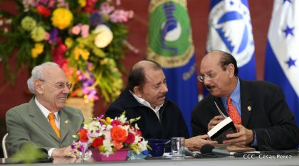 Presidente Daniel se reúne con el PARLACEN