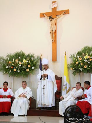 Misa del Cardenal Leopoldo Brenes en honor a San Francisco de Asís