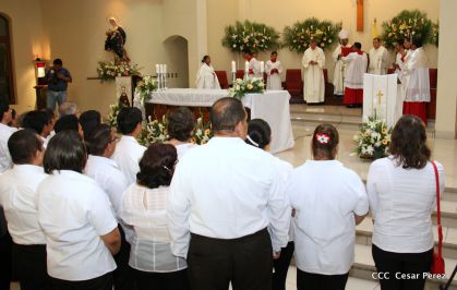 Misa del Cardenal Leopoldo Brenes en honor a San Francisco de Asís