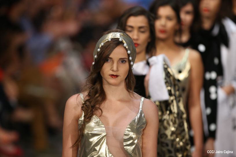 Segunda noche de pasarela en Nicaragua Diseña