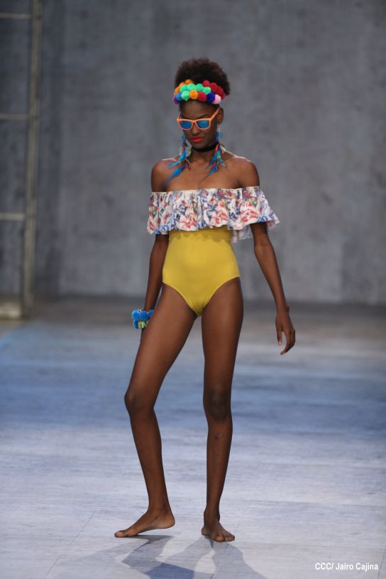 Segunda noche de pasarela en Nicaragua Diseña